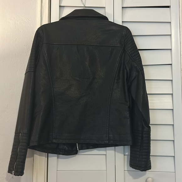 Topshop Faux Leather Jacket in Black - Picture 3 of 8